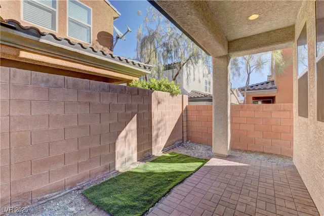 $1,975 | 10156 Ruggles Mansion Avenue, Las Vegas, NV 89166