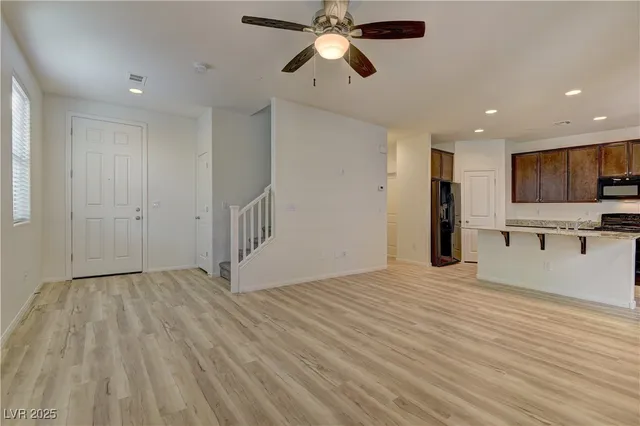 $1,975 | 10156 Ruggles Mansion Avenue, Las Vegas, NV 89166