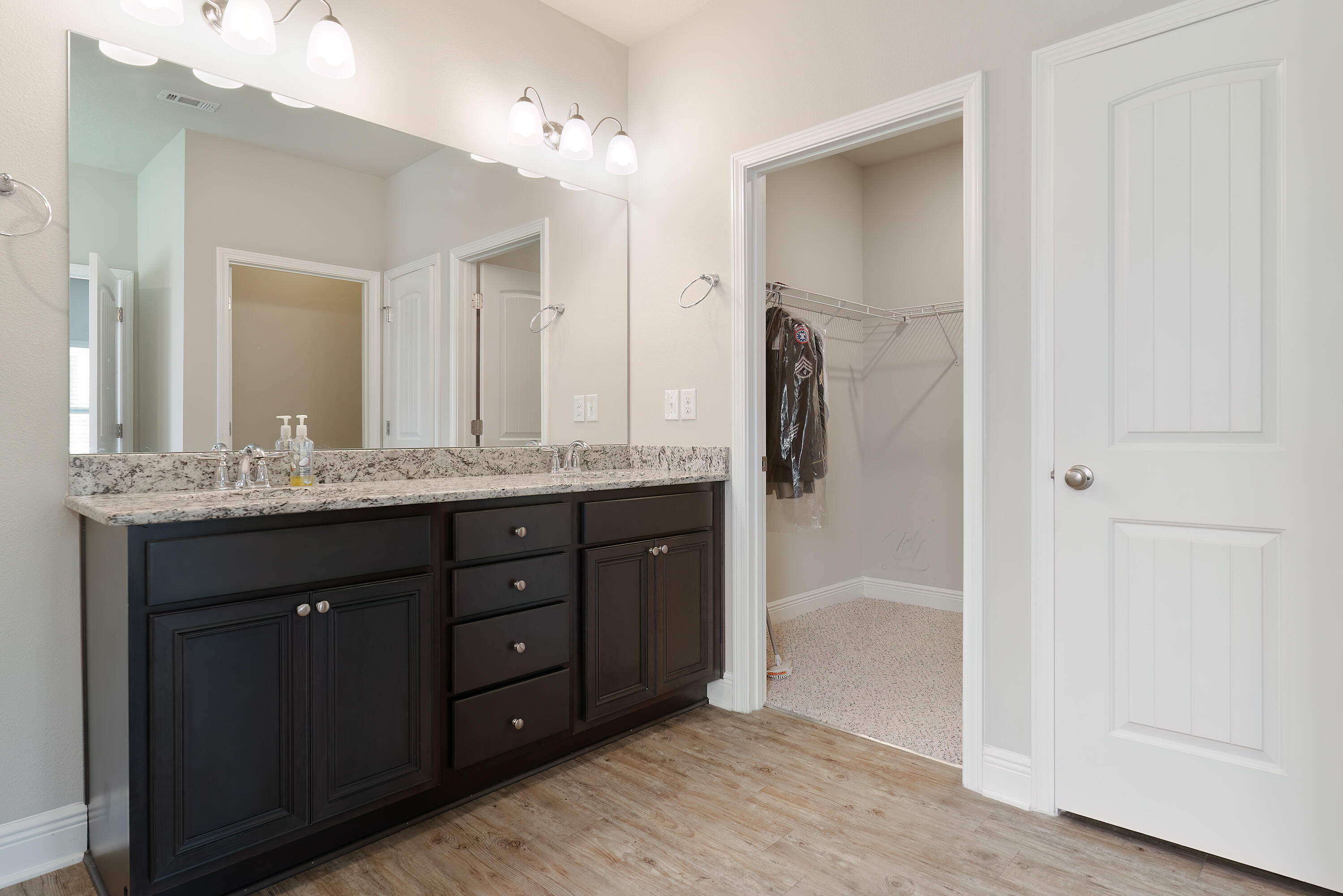 430 Chickadee Street Crestview, FL 32539 - Photo 15 of 35 master bath