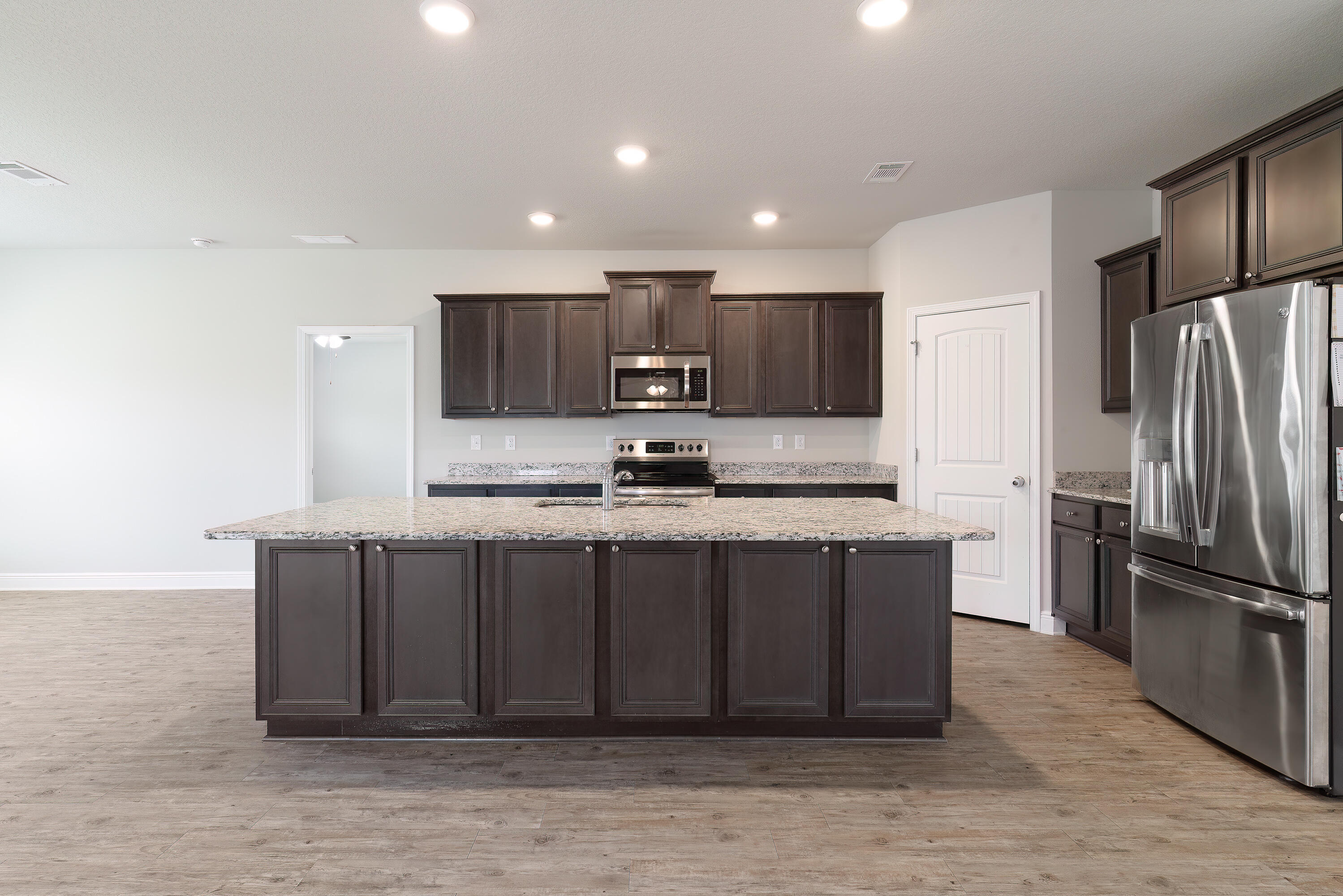 430 Chickadee Street Crestview, FL 32539 - Photo 2 of 35 large island