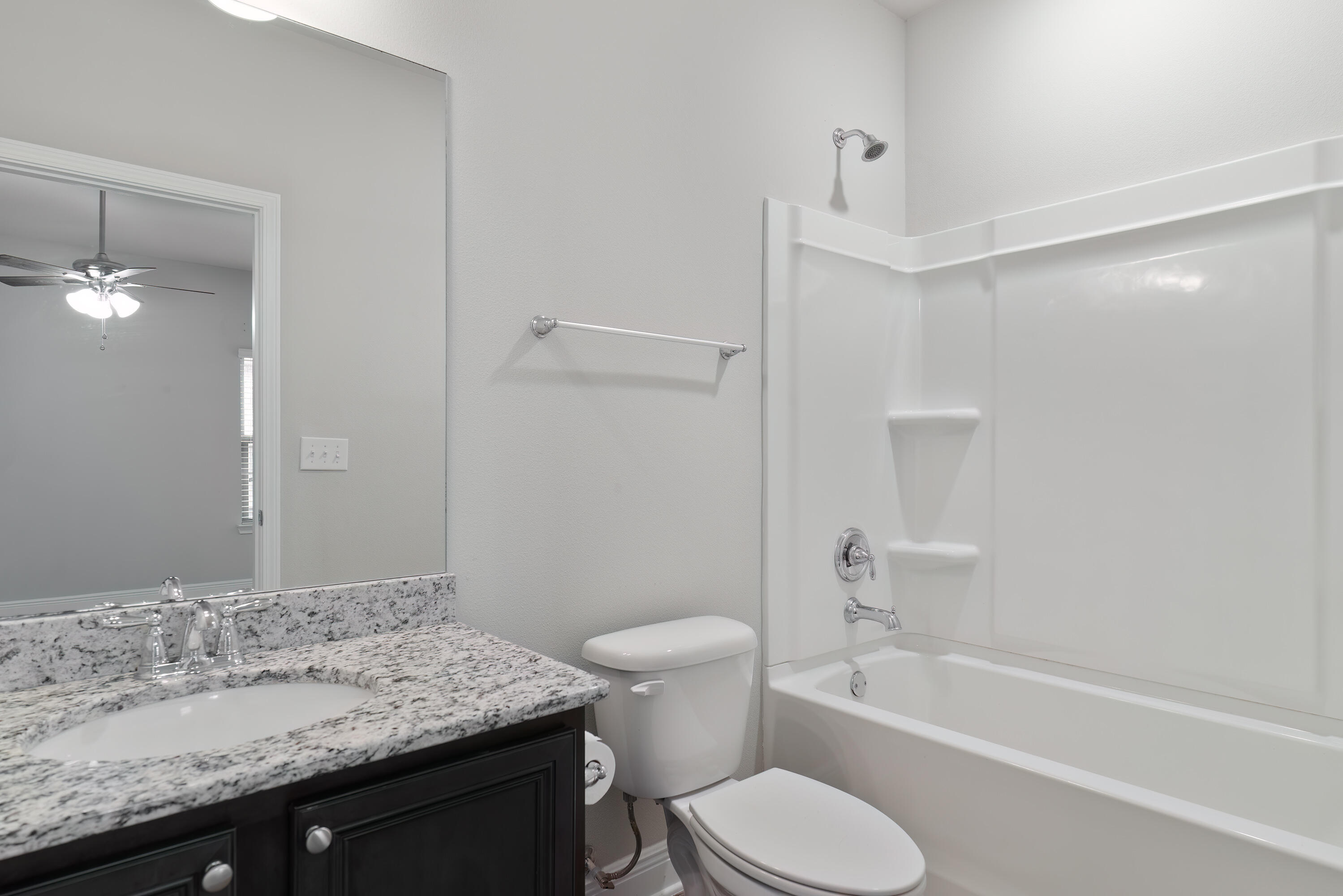430 Chickadee Street Crestview, FL 32539 - Photo 21 of 35 bathroom
