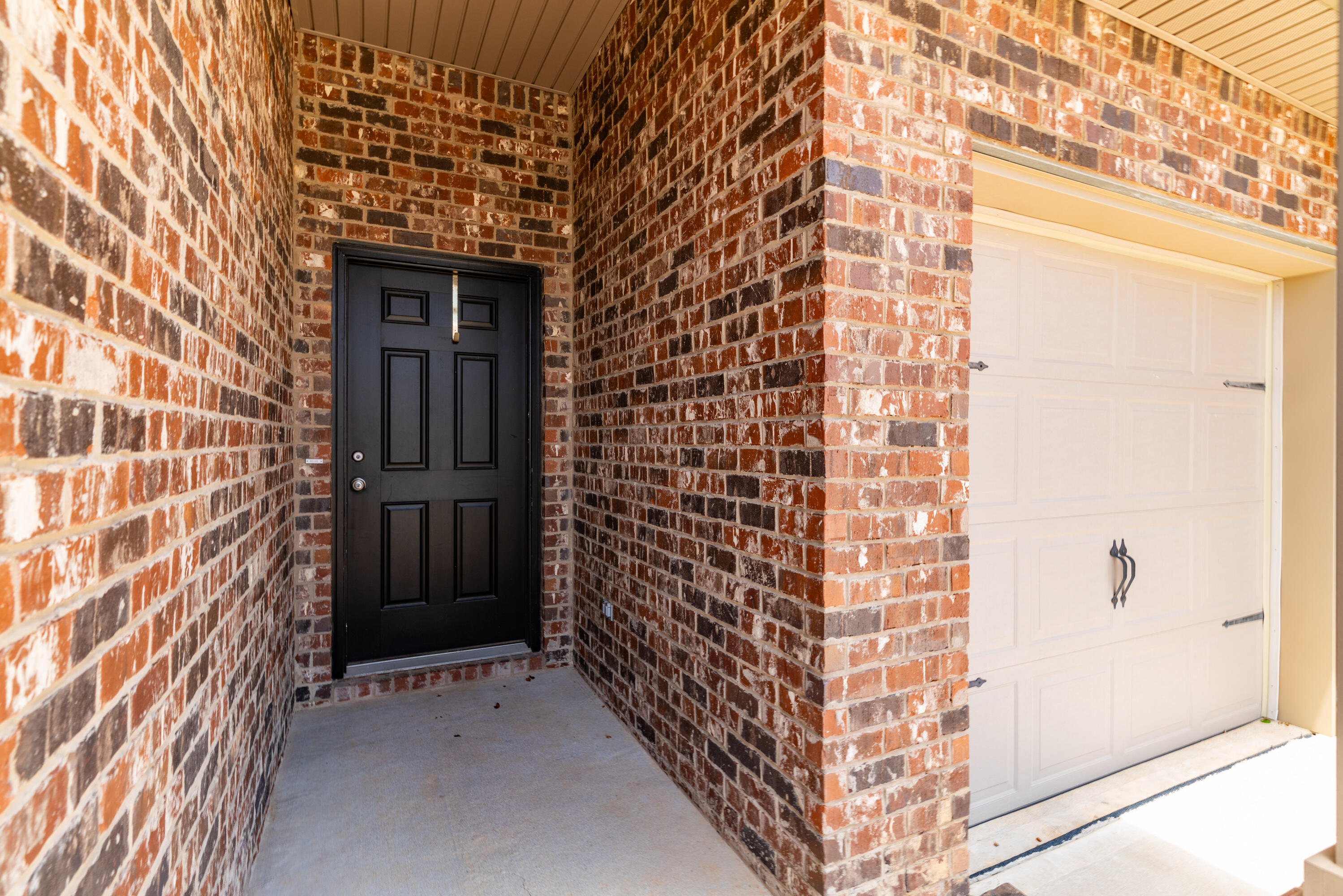 430 Chickadee Street Crestview, FL 32539 - Photo 5 of 35 entrance
