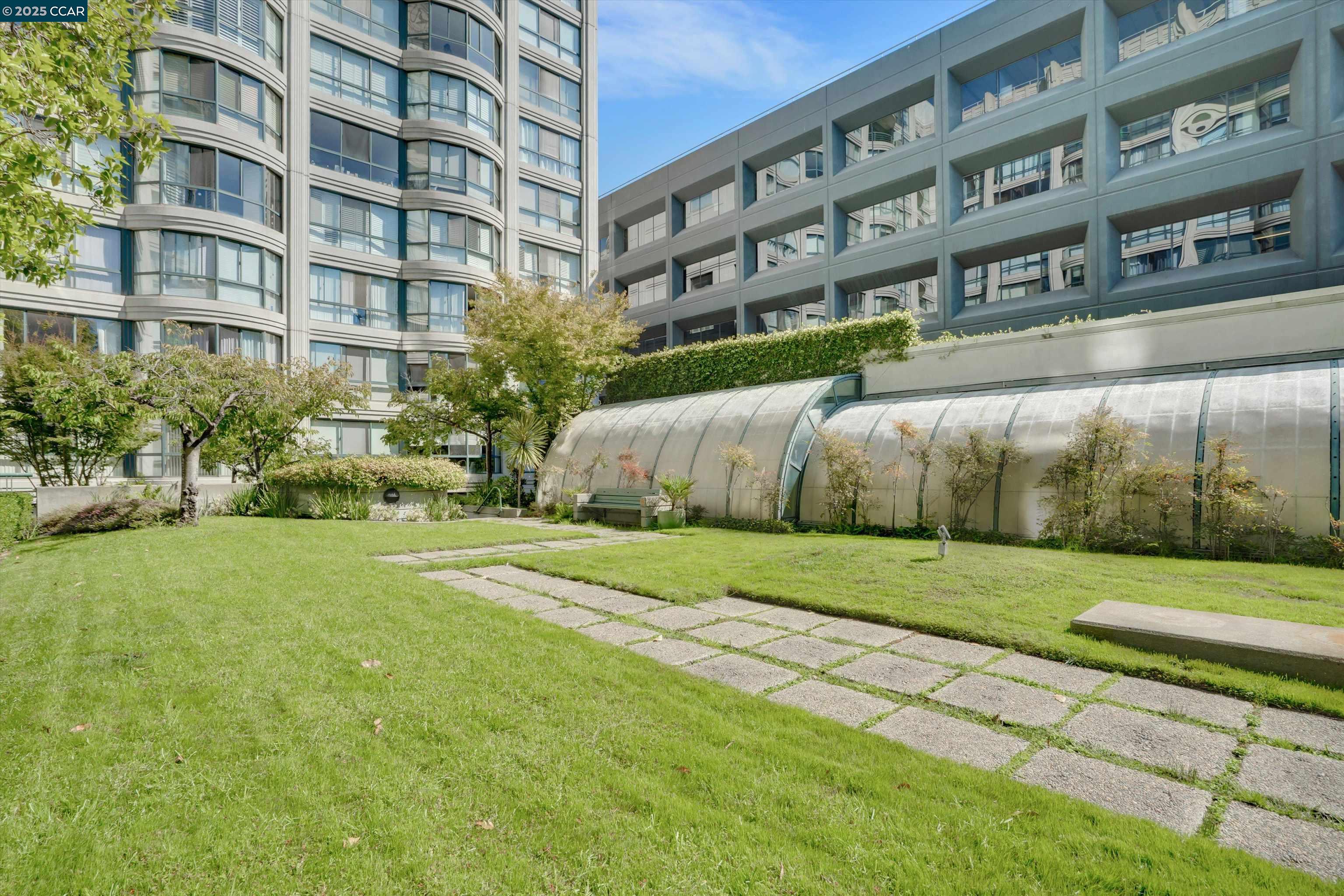 300 3rd Street, Unit 1203 San Francisco, CA 94107 - Photo 24 of 25 a garden view