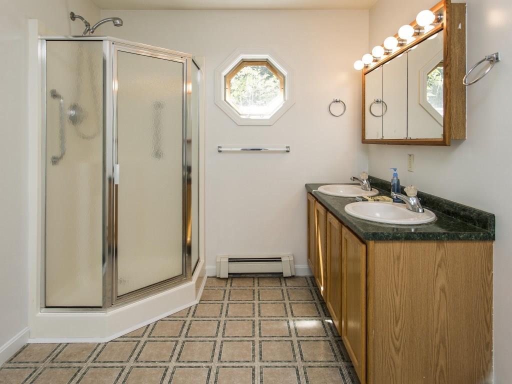 69 Kimballtown Road Boothbay, ME 04571 - Photo 17 of 33 The master bathroom with double...