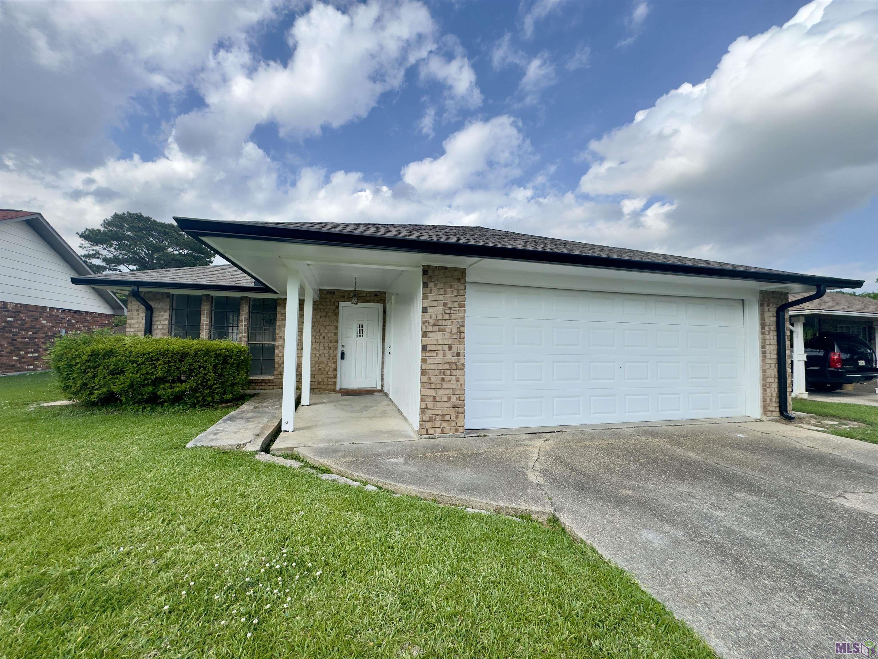 14105 Rampart Court Baton Rouge, LA 70810 - Photo 1 of 19 Gallery Image 1