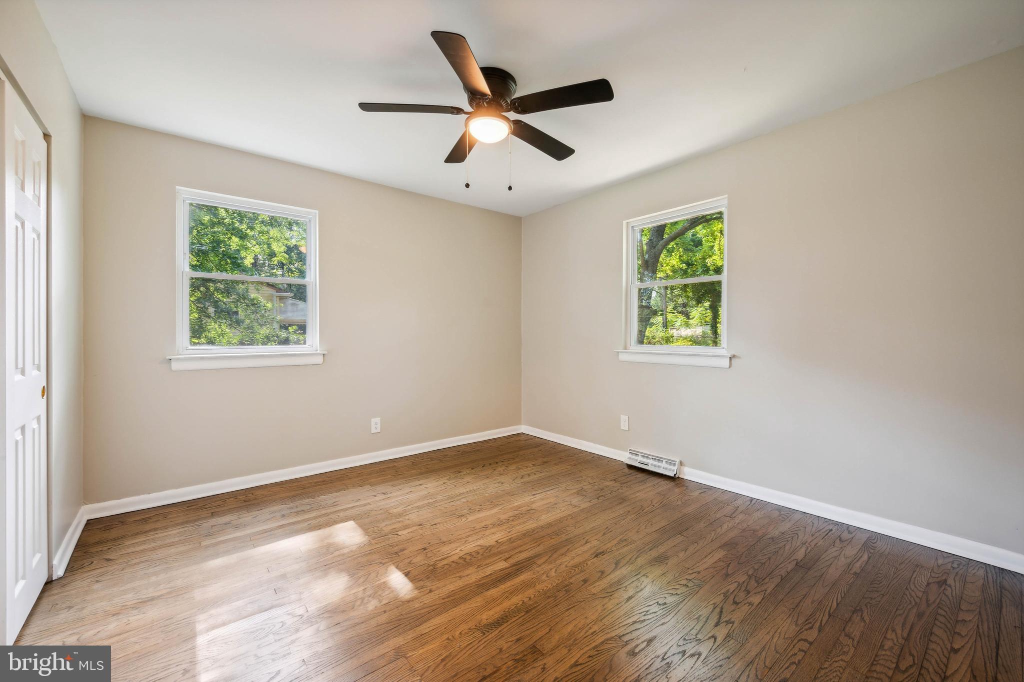 1429 Hickstown Road Sicklerville, NJ 08081 - Photo 11 of 20