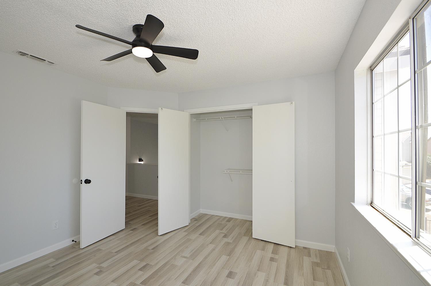 3290 North Rafael Avenue Fresno, CA 93722 - Photo 23 of 34