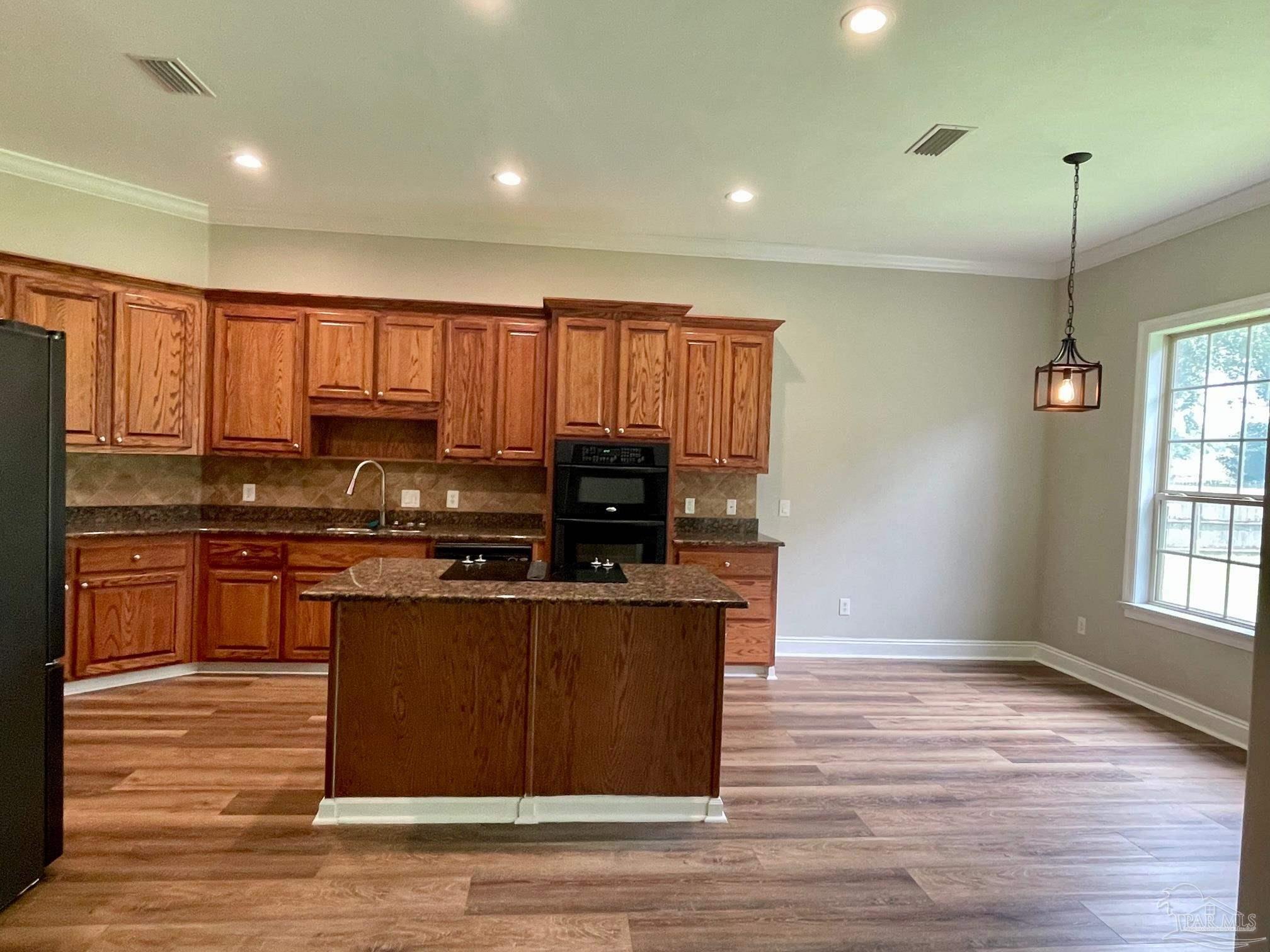 5503 Huntingdon Street Milton, FL 32570 - Photo 11 of 37