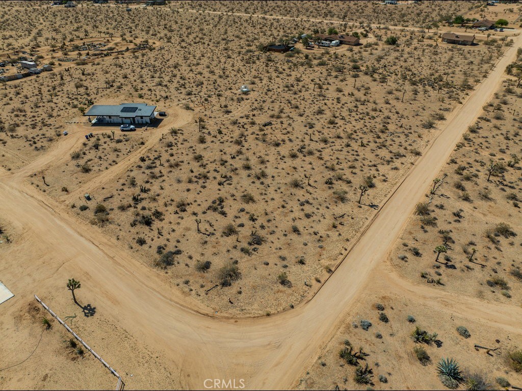 60119 Sunny Sands Drive Joshua Tree, CA 92252 - Photo 8 of 21