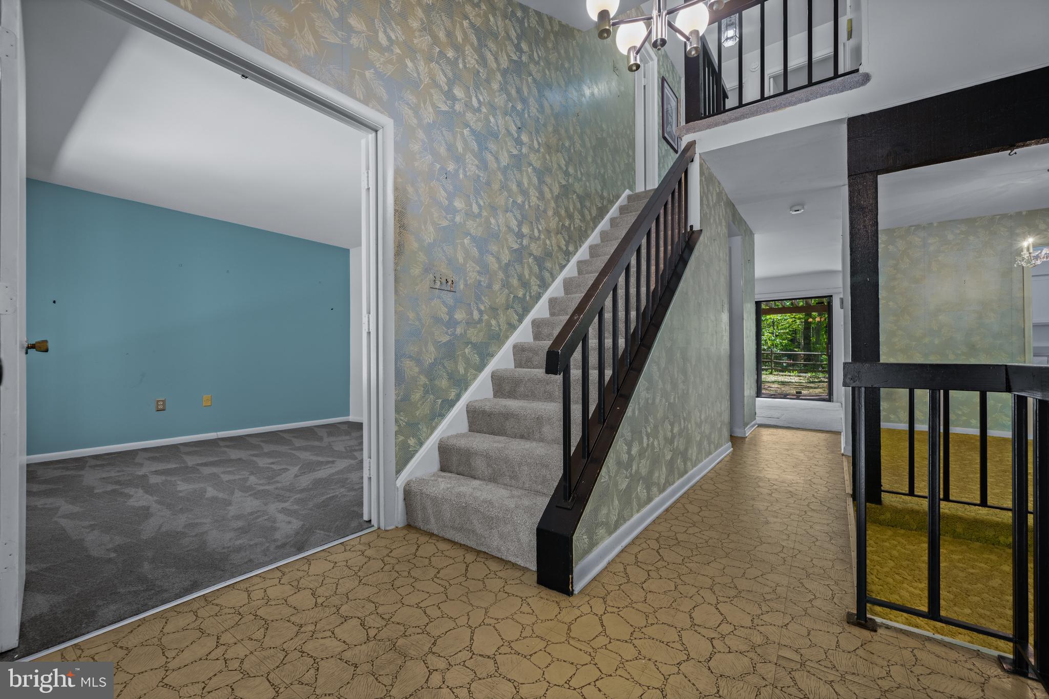 11002 Swansfield Road Columbia, MD 21044 - Photo 5 of 23 a view of entryway