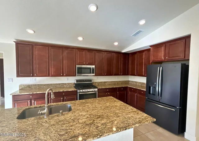 $3,295 | 7635 Souverain Lane, Reno, NV 89506