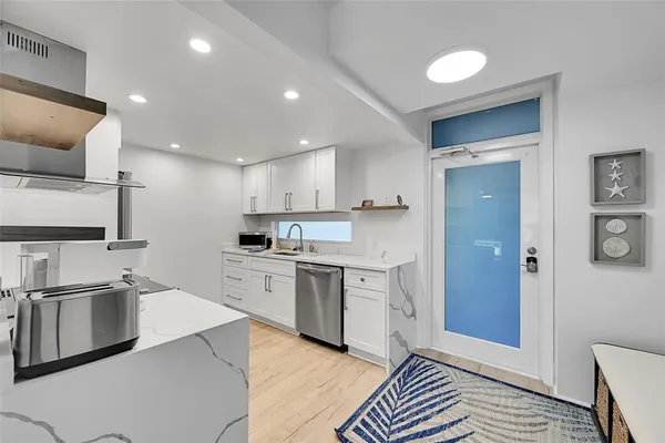 $845,000 | 1530 South Ocean Boulevard, Unit 12, Pompano Beach, FL 33062