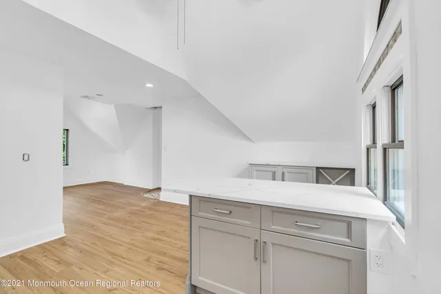 $2,370 | 350 Norwood Avenue, Unit 3, West Long Branch, NJ 07764