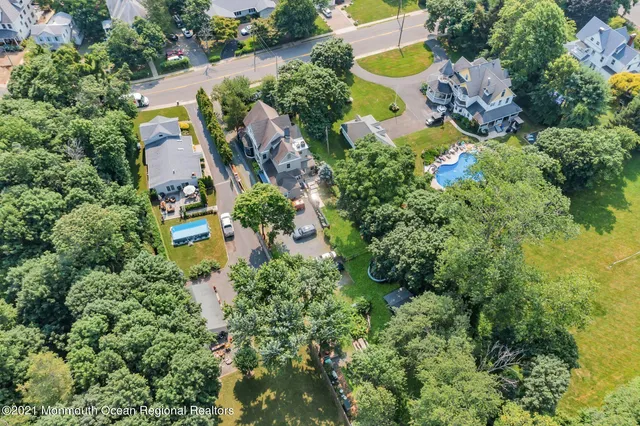 $2,370 | 350 Norwood Avenue, Unit 3, West Long Branch, NJ 07764