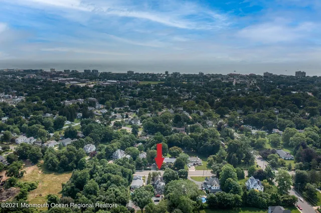 $2,370 | 350 Norwood Avenue, Unit 3, West Long Branch, NJ 07764