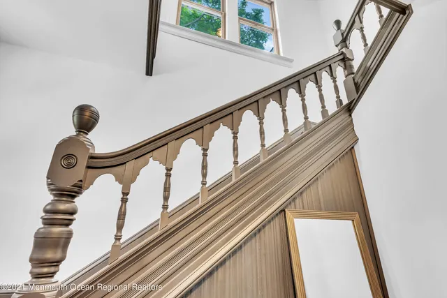 $2,370 | 350 Norwood Avenue, Unit 3, West Long Branch, NJ 07764