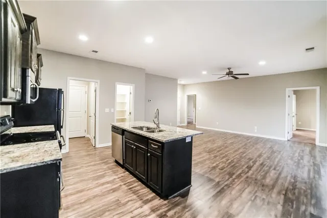 $1,875 | 1516 Northeast Jaclyn Drive, Grain Valley, MO 64029