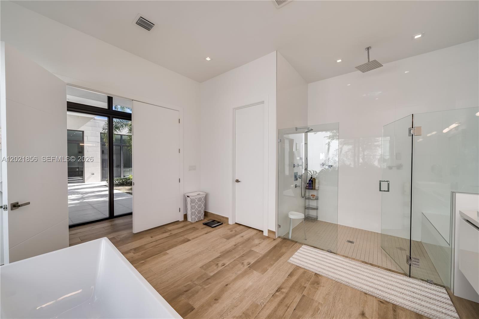 16600 Sunset Way Weston, FL 33326 - Photo 38 of 80