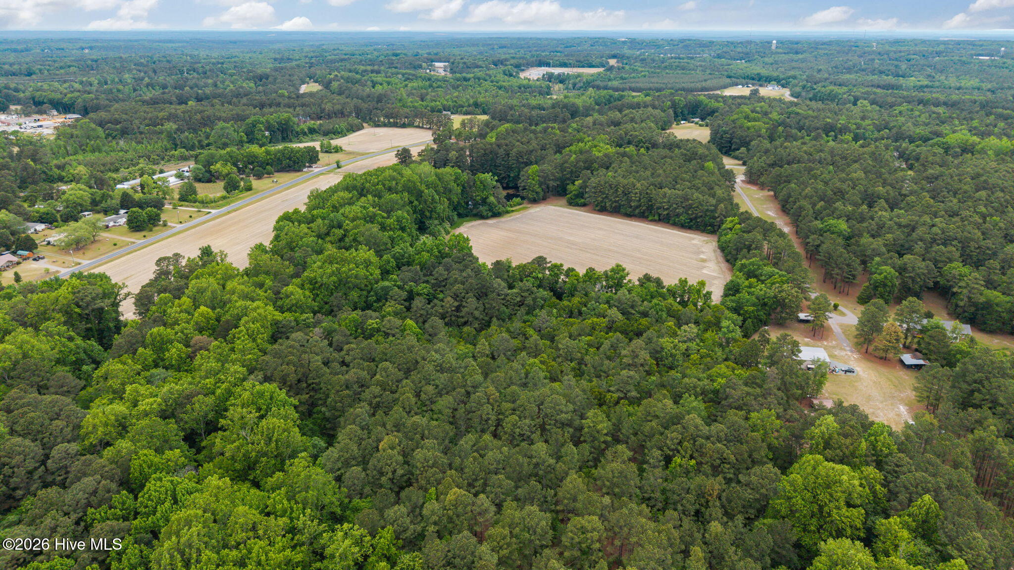 117 Star Ridge Road Carthage, NC 28327 - Photo 6 of 10 6-web-or-mls-DJI_20260430085255_0862_D