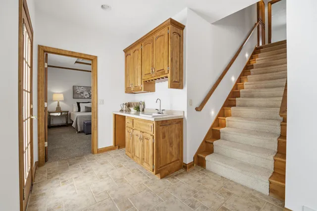 $529,900 | 321 East Apple Creek Road, Appleton, WI 54913