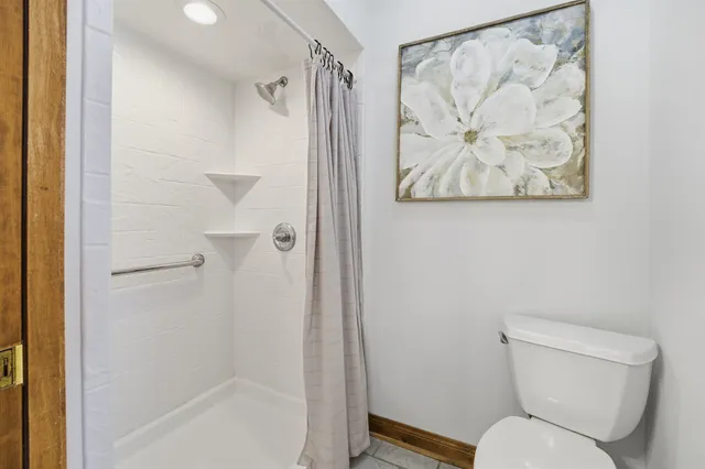 $529,900 | 321 East Apple Creek Road, Appleton, WI 54913