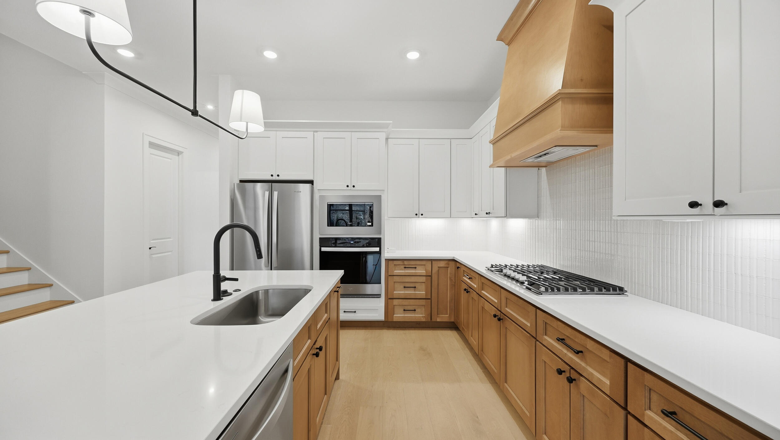 4676 Dempsey Way Chattanooga, TN 37419 - Photo 11 of 34 kitchen