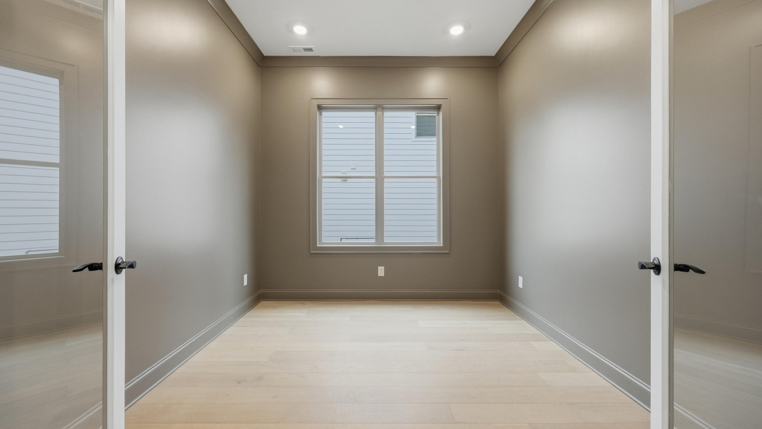 4676 Dempsey Way Chattanooga, TN 37419 - Photo 18 of 34 Flex Office Space