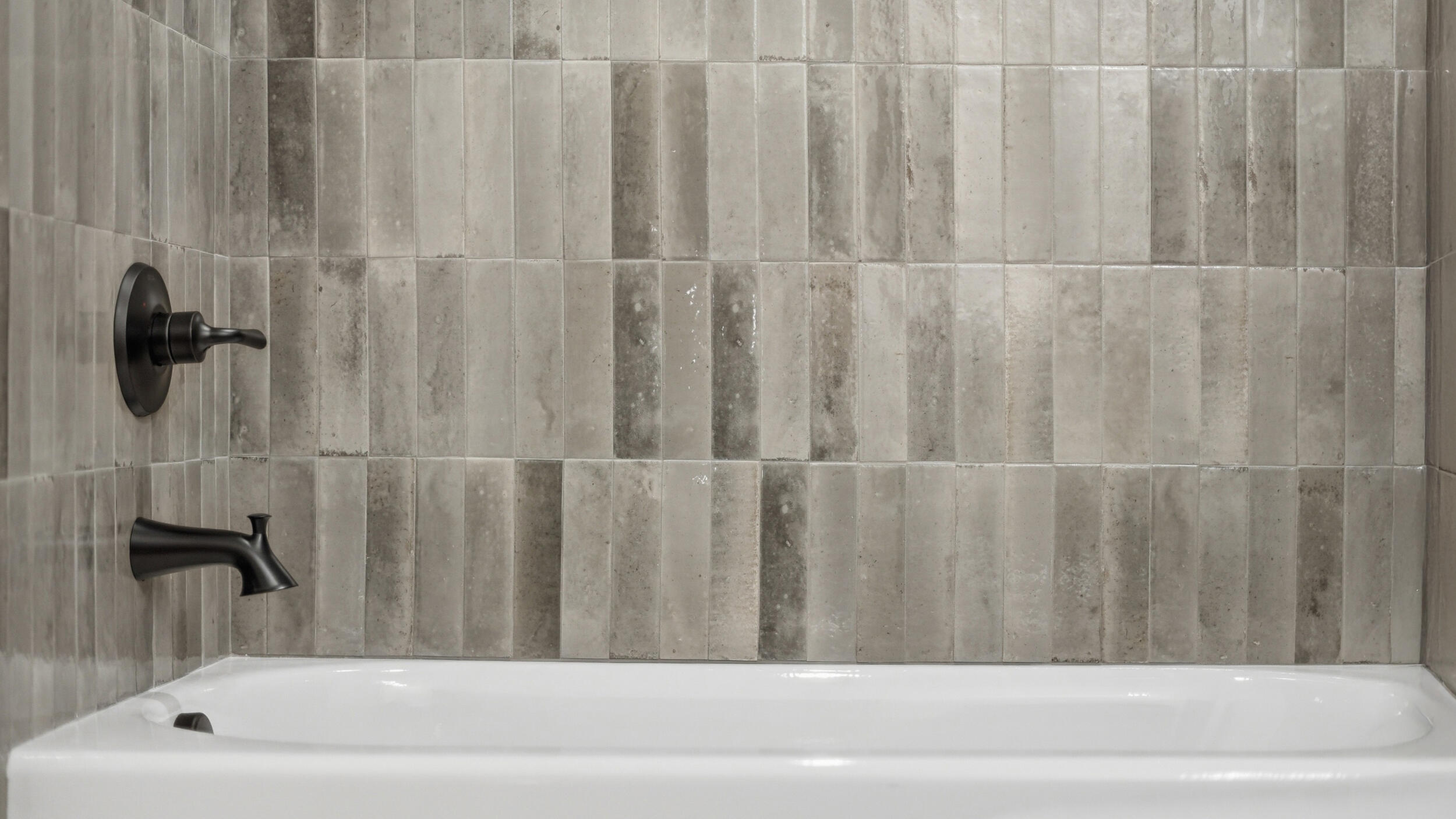 4676 Dempsey Way Chattanooga, TN 37419 - Photo 25 of 34 upstairs bathroom