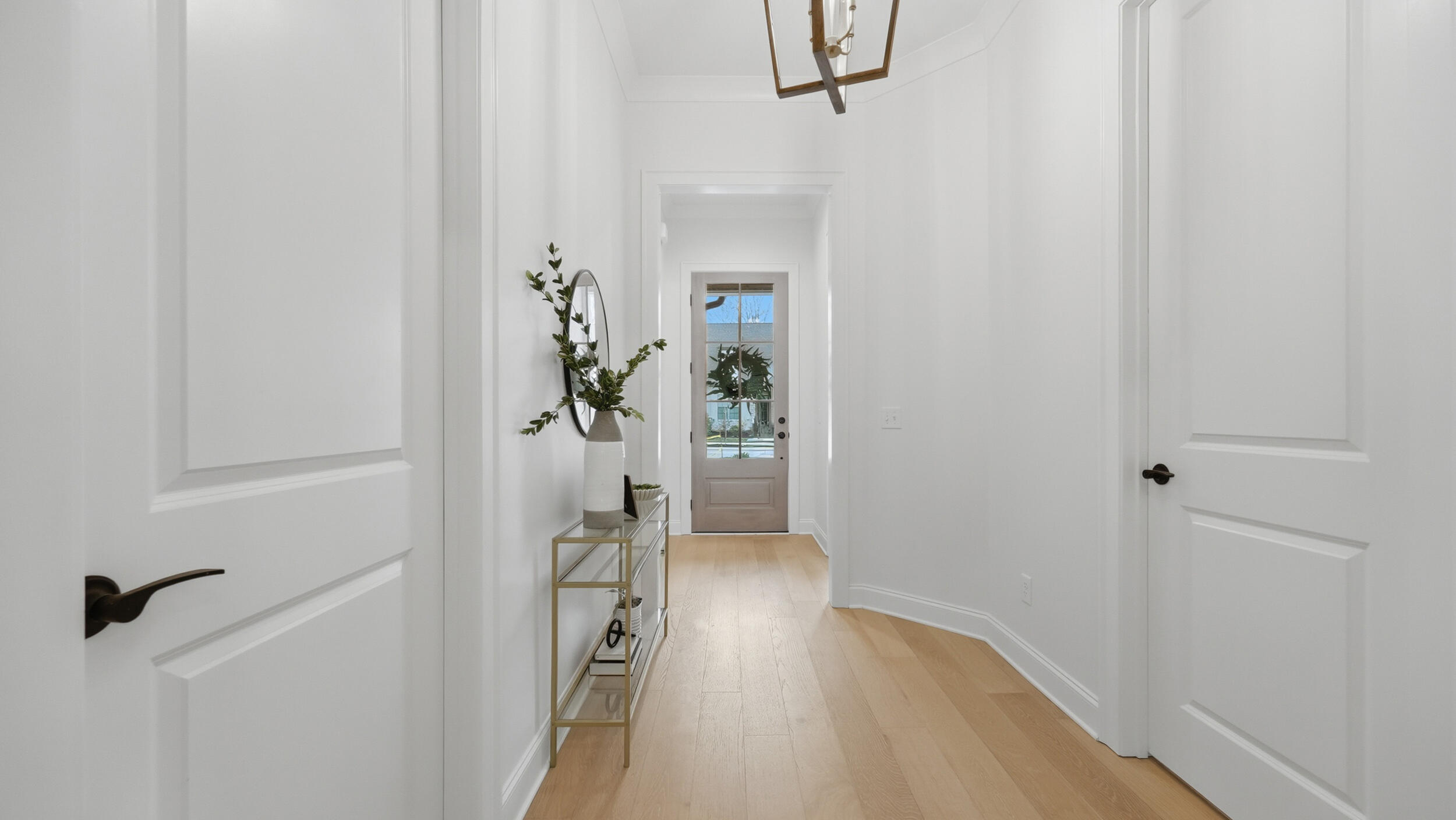 4676 Dempsey Way Chattanooga, TN 37419 - Photo 4 of 34 entry way