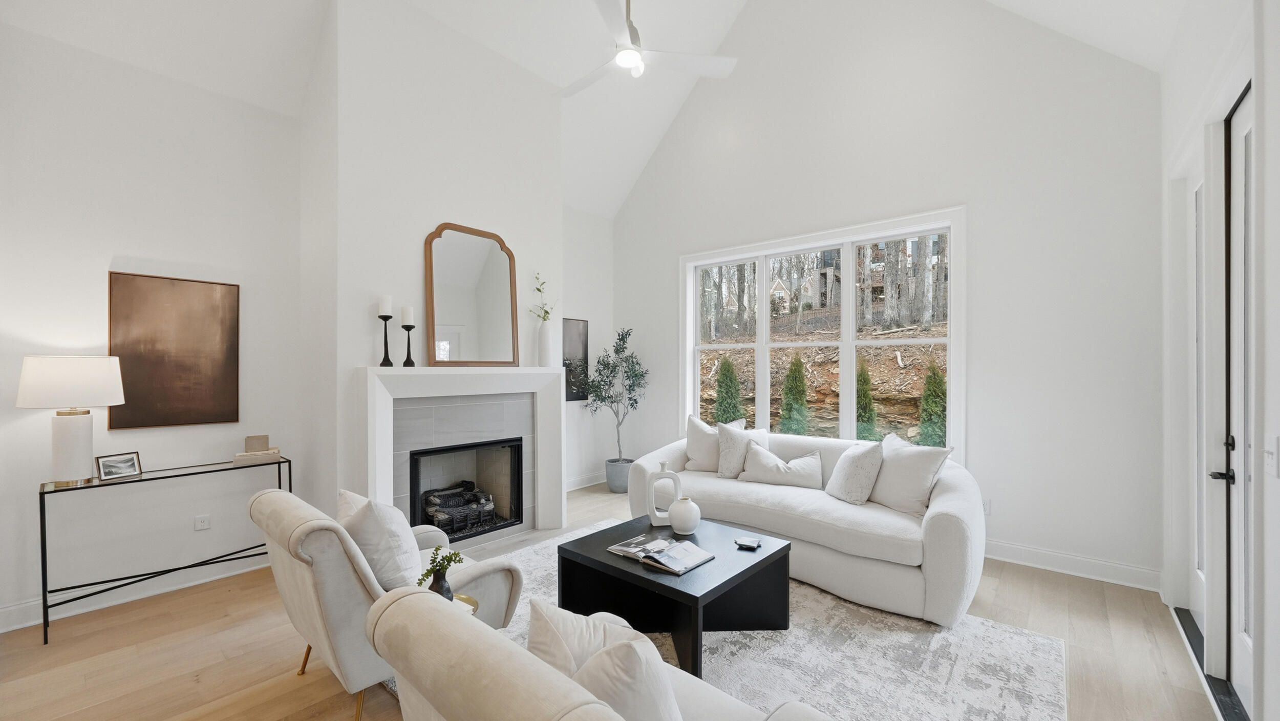 4676 Dempsey Way Chattanooga, TN 37419 - Photo 5 of 34 living room