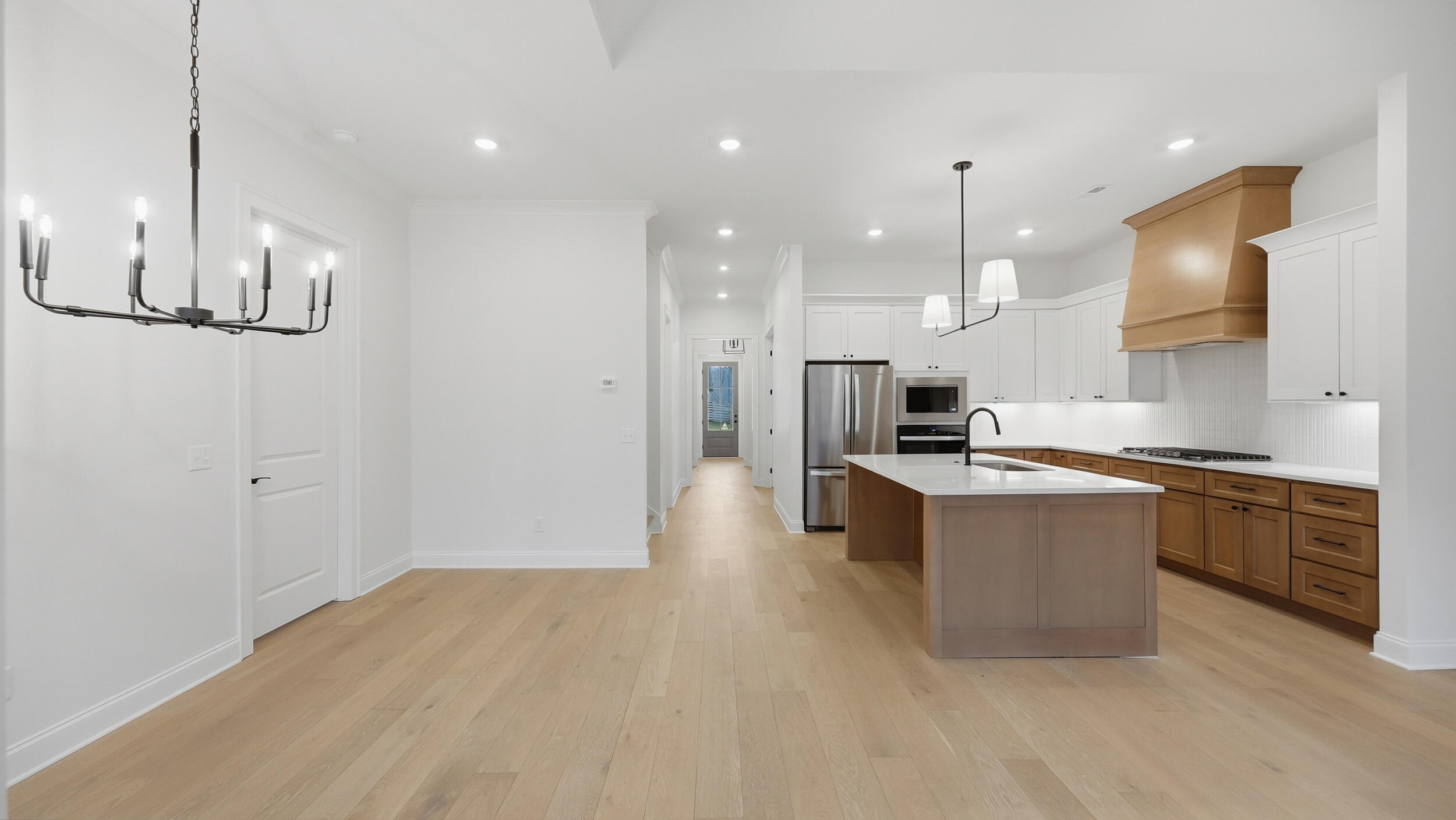 4676 Dempsey Way Chattanooga, TN 37419 - Photo 7 of 34 kitchen/ dining