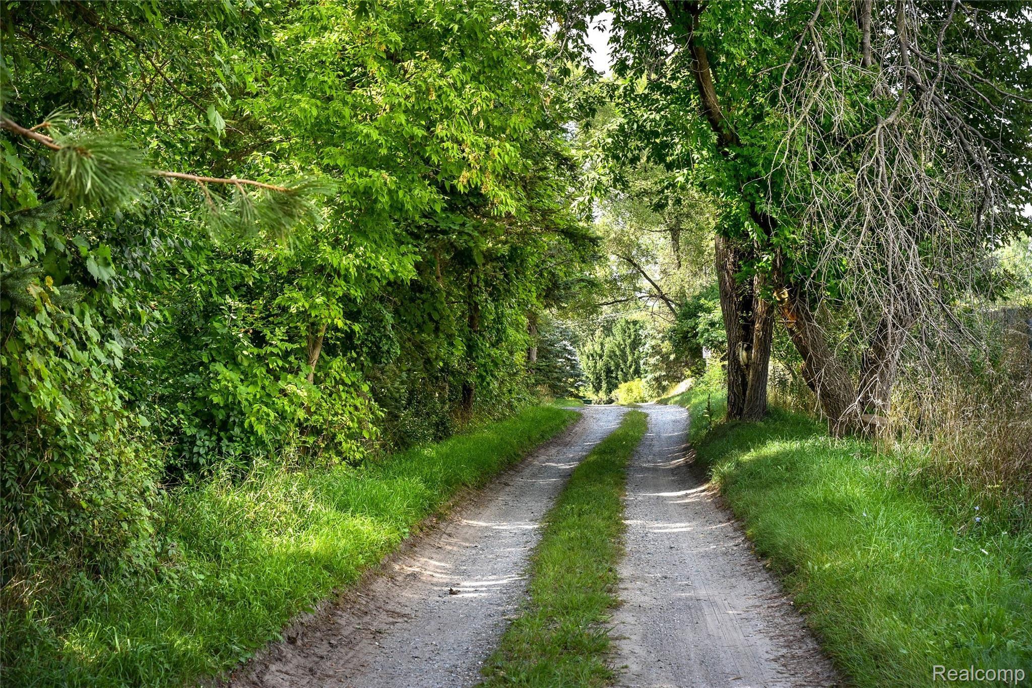 4310 Orion Road Rochester, MI 48306 - Photo 4 of 43 private road.jpeg