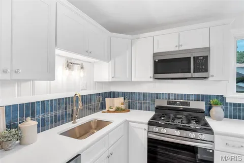 $360,000 | 6523 Odell Street, St. Louis, MO 63139