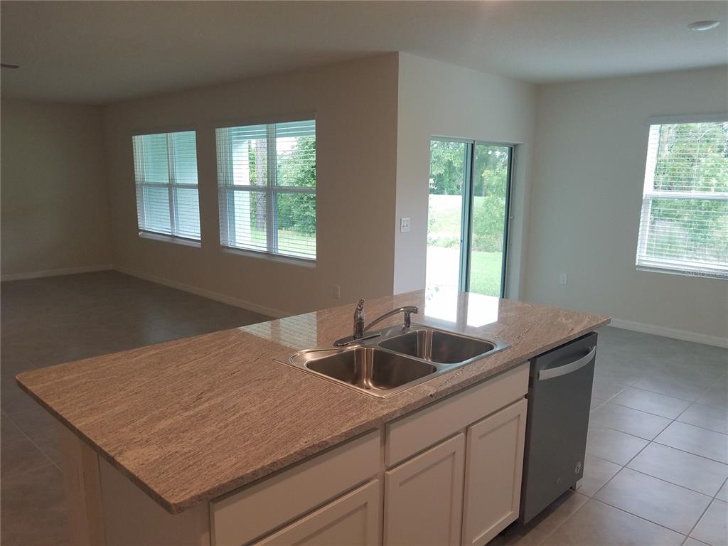 636 Hickory Course Loop Ocala, FL 34472 - Photo 9 of 22 Gallery Image 9