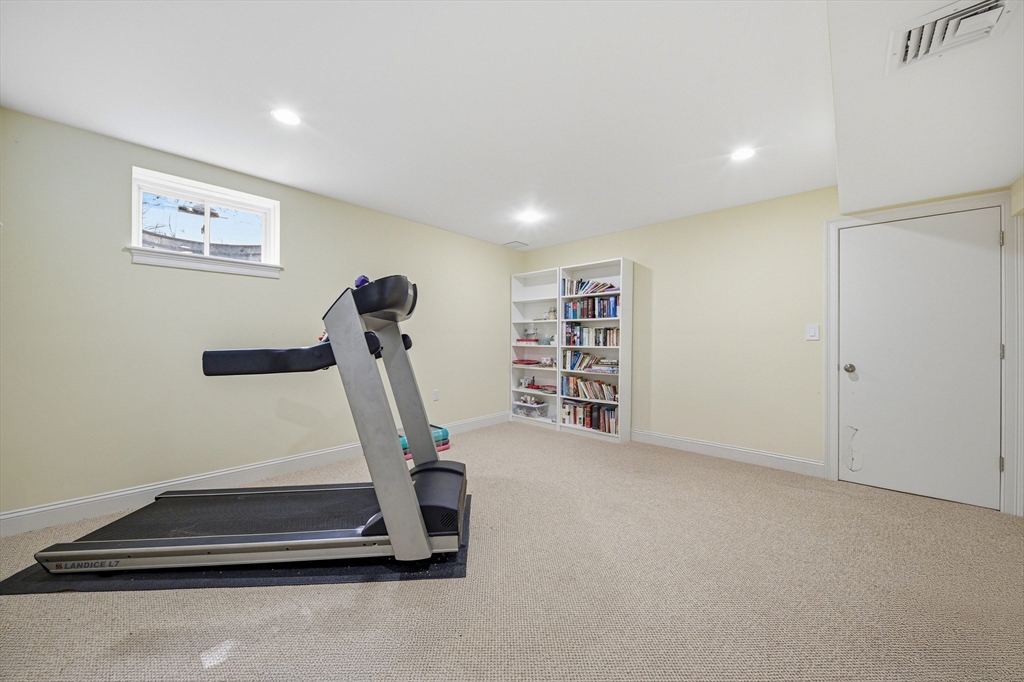 201 Boston Post Road Wayland, MA 01778 - Photo 26 of 37