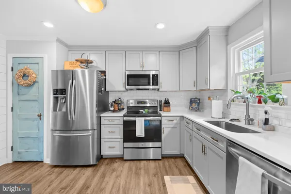 $659,900 | 1315 Bayshire Lane, Herndon, VA 20170