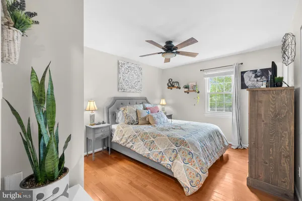 $659,900 | 1315 Bayshire Lane, Herndon, VA 20170