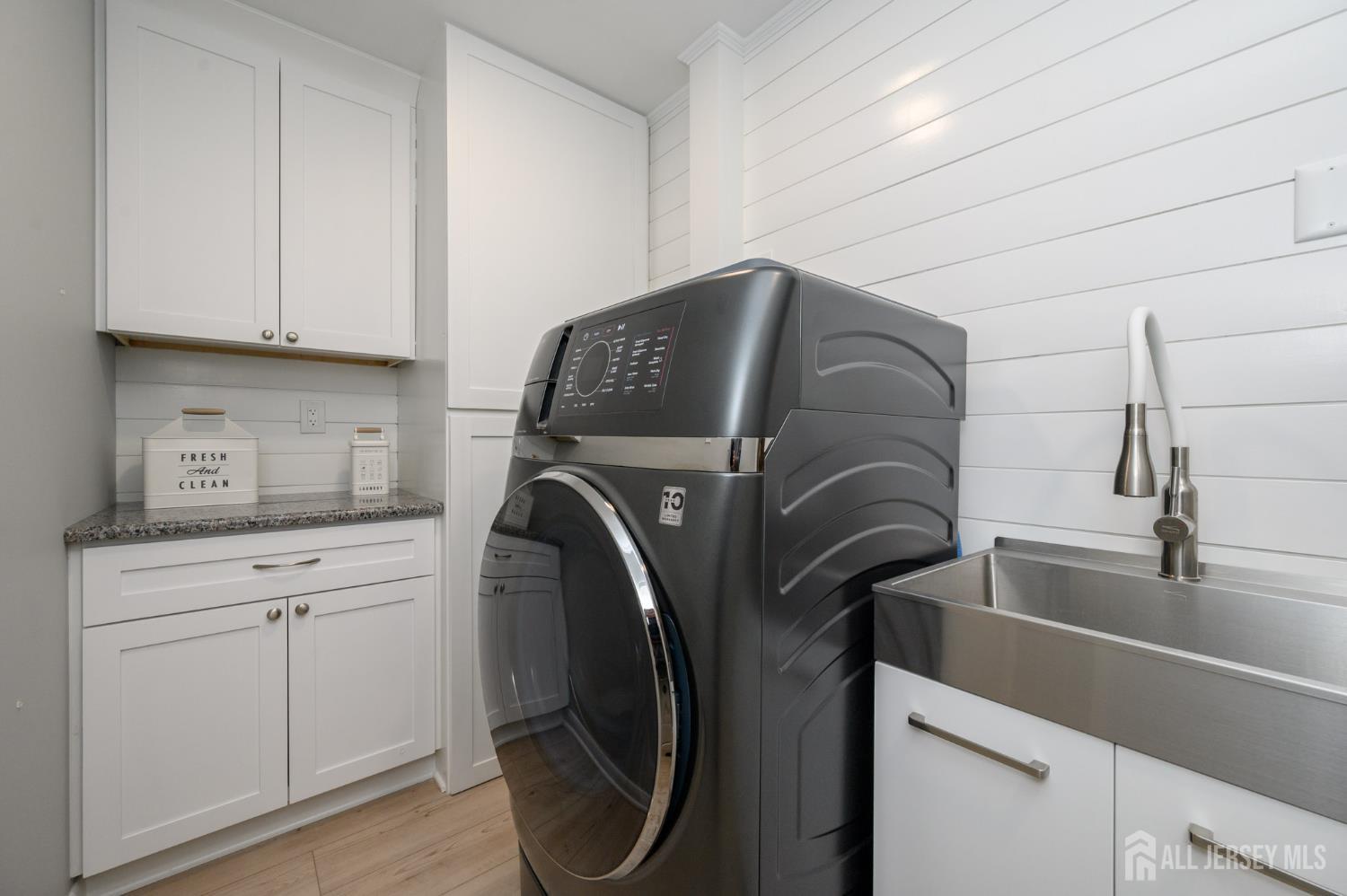 12 Davison Road East Windsor, NJ 08520 - Photo 18 of 47