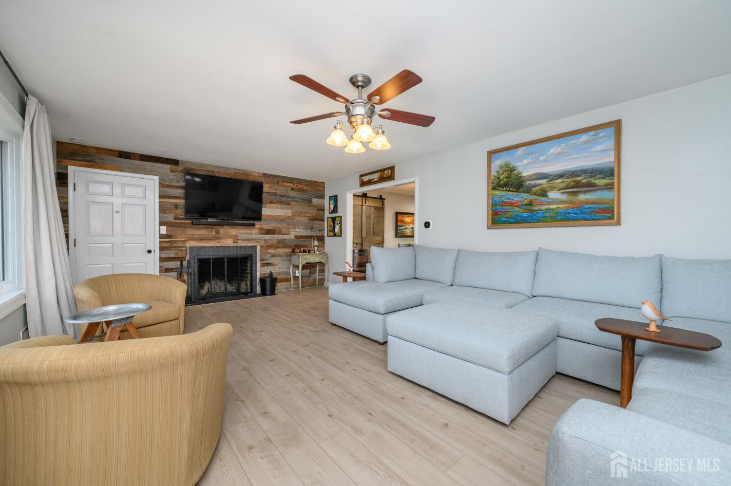 12 Davison Road East Windsor, NJ 08520 - Photo 4 of 47