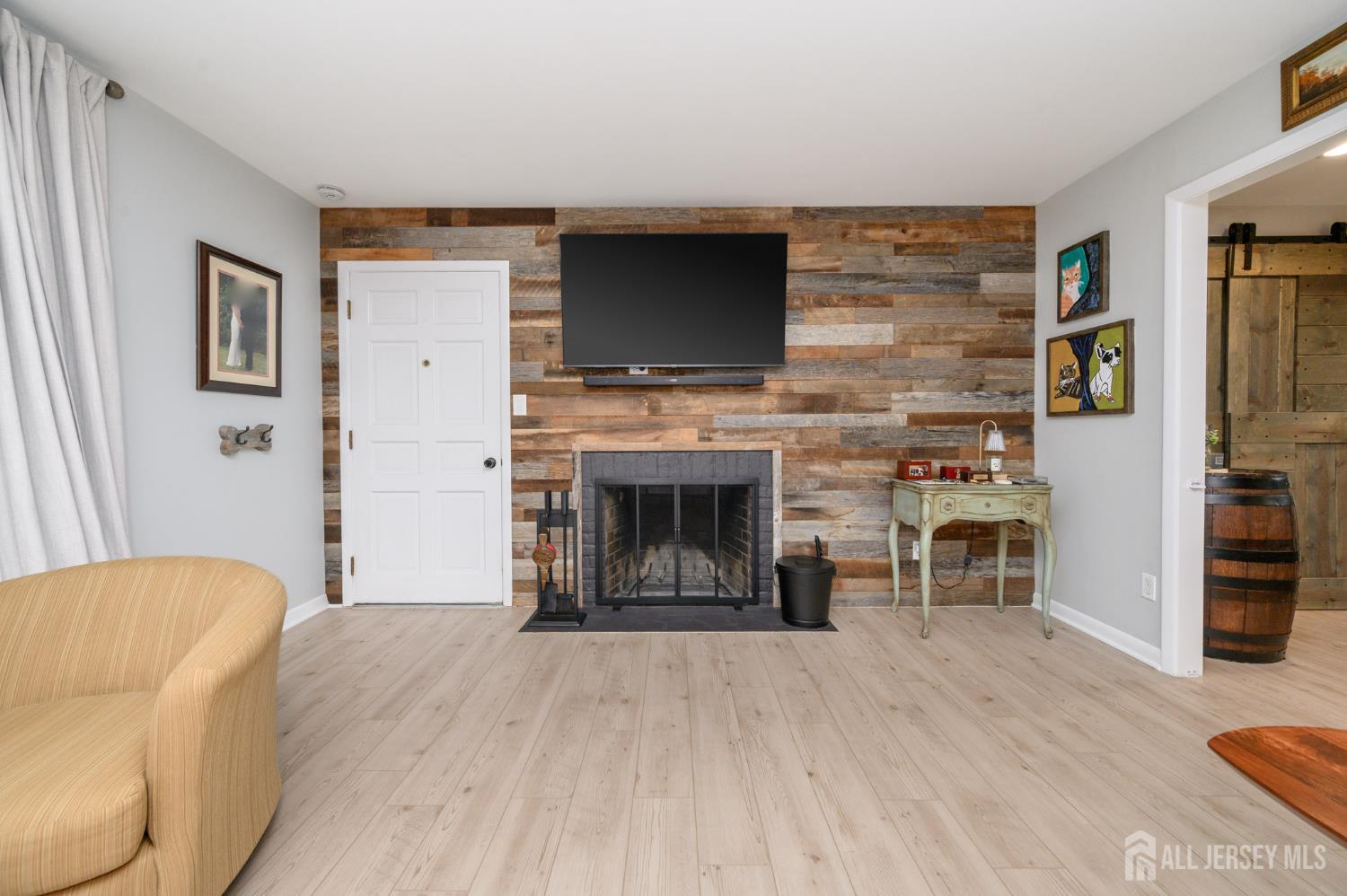 12 Davison Road East Windsor, NJ 08520 - Photo 7 of 47