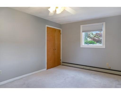 24 Bantry Road Framingham, MA 01701 - Photo 16 of 30