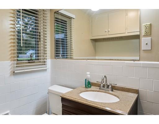24 Bantry Road Framingham, MA 01701 - Photo 22 of 30