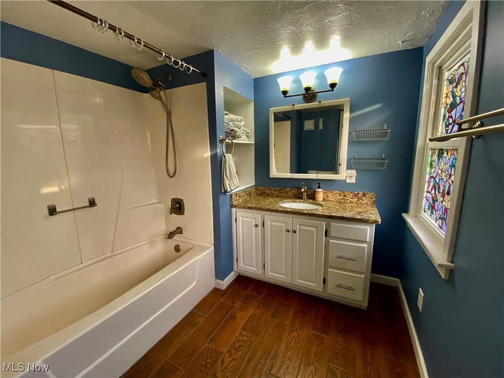 39004 Johnnycake Ridge Road Willoughby, OH 44094 - Photo 15 of 16 Gallery Image 15