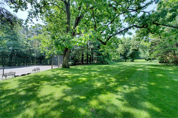 102 Fernwood Road Brookline, MA 02467 - Photo 17 of 22 Gallery Image 17