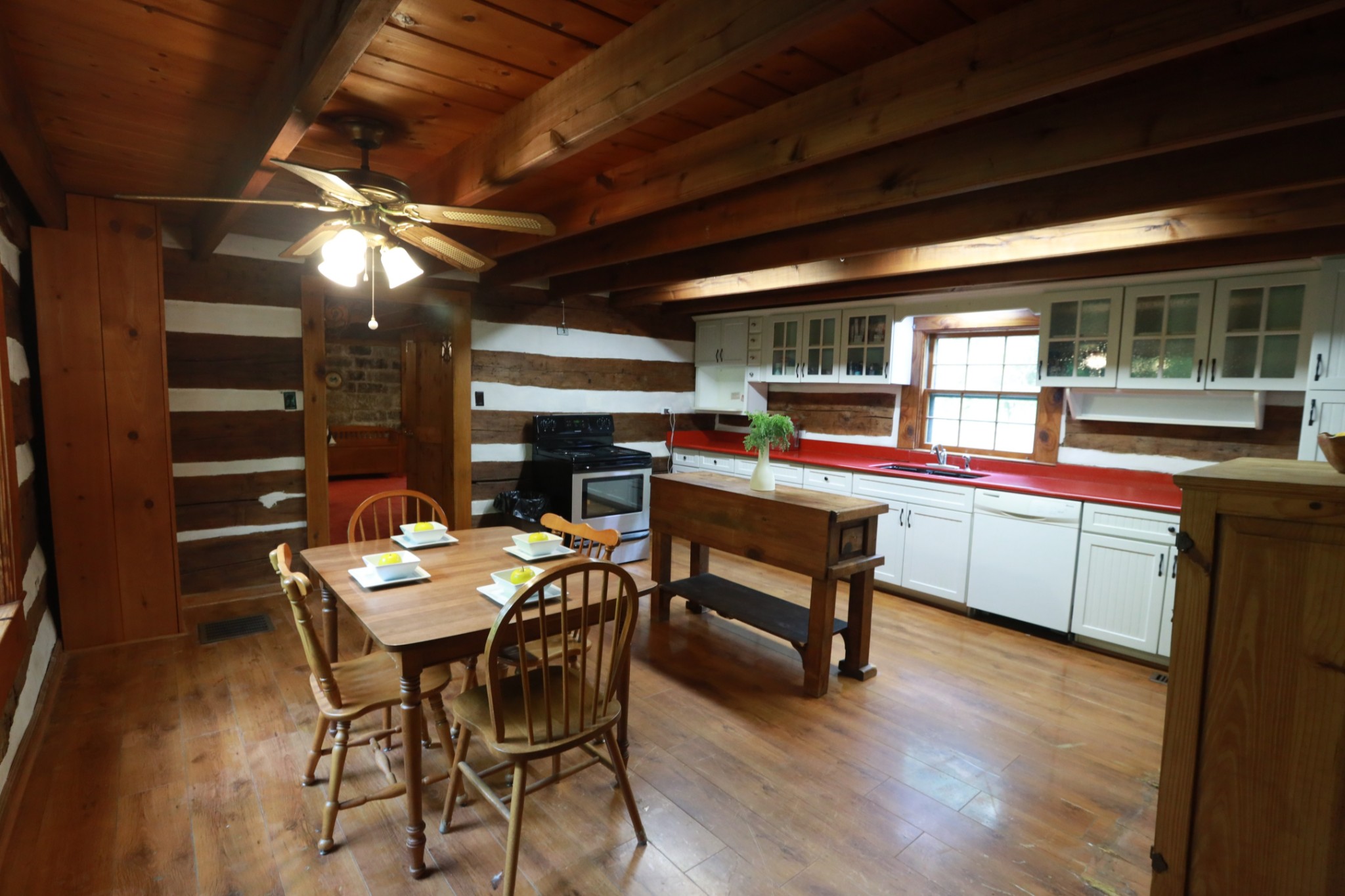 2634 Distillery Road Greenbrier, TN 37073 - Photo 13 of 35 a dining room with furniture and window