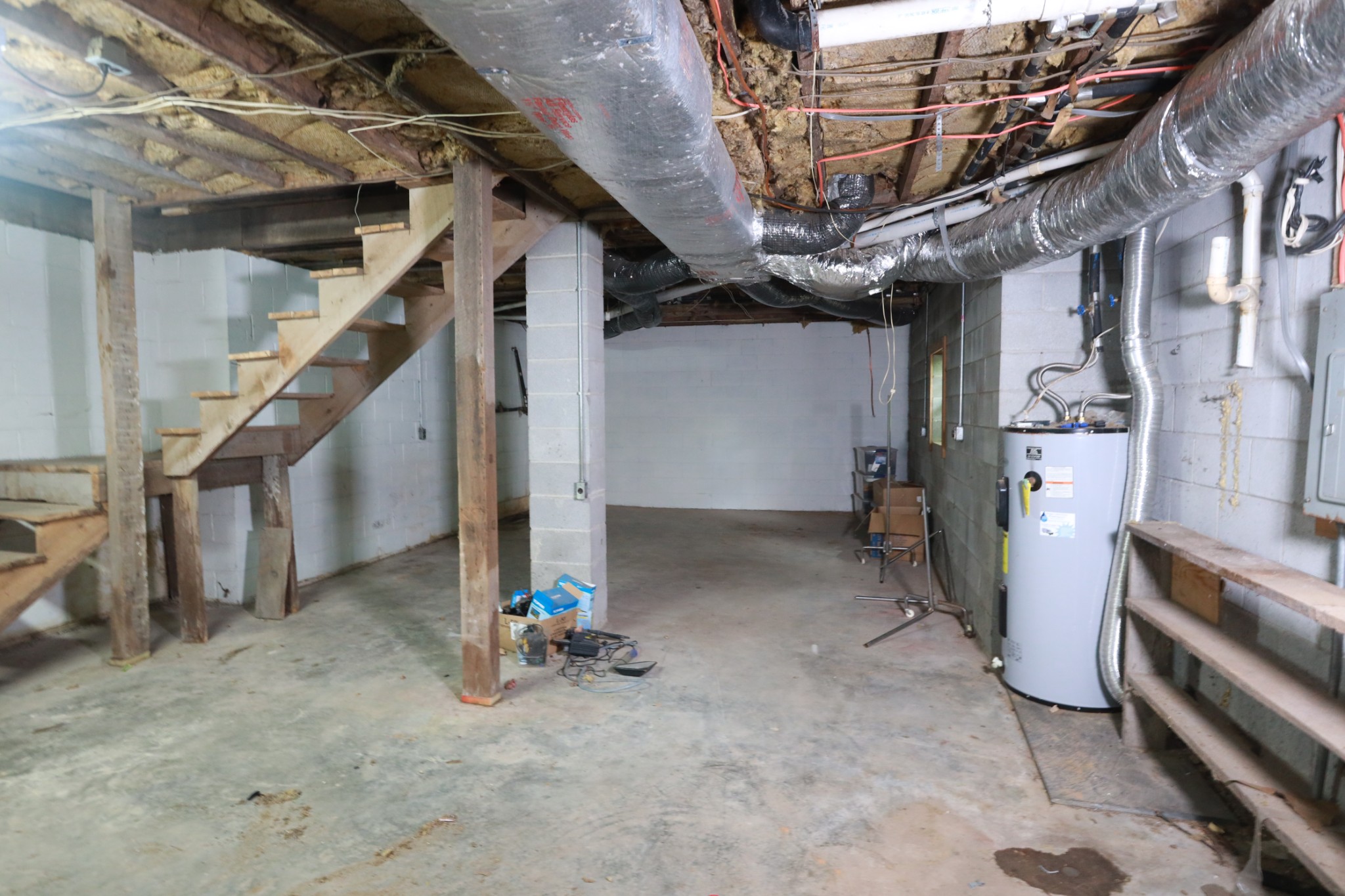 2634 Distillery Road Greenbrier, TN 37073 - Photo 26 of 35 a view of a hallway with stairs