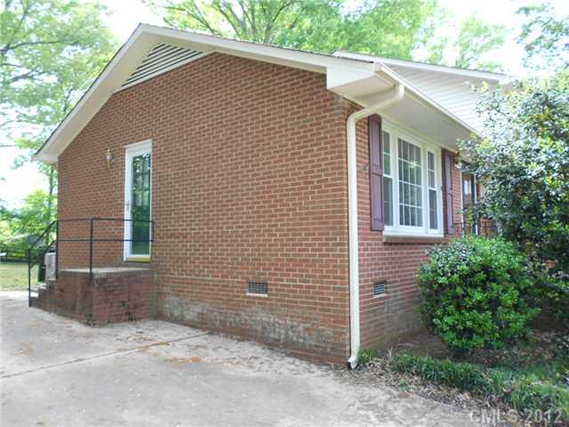 11320 Torino Road Matthews, NC 28105 - Photo 2 of 16 Gallery Image 2