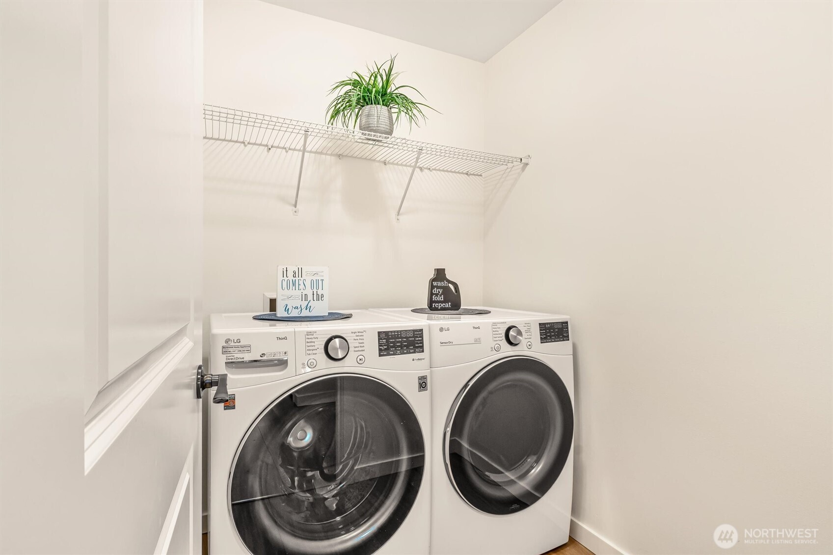 9213 Odin Way Bothell, WA 98011 - Photo 30 of 40 a utility room with dryer and washer