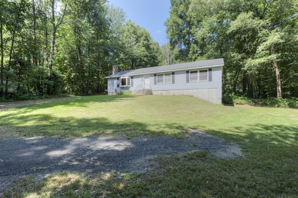 517 Benson Road Northbridge, MA 01534 - Photo 4 of 42 Gallery Image 4