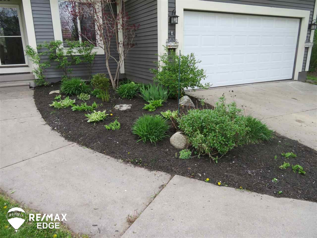 5280 Belsay Road Grand Blanc, MI 48439 - Photo 18 of 21 31380083-17.JPG